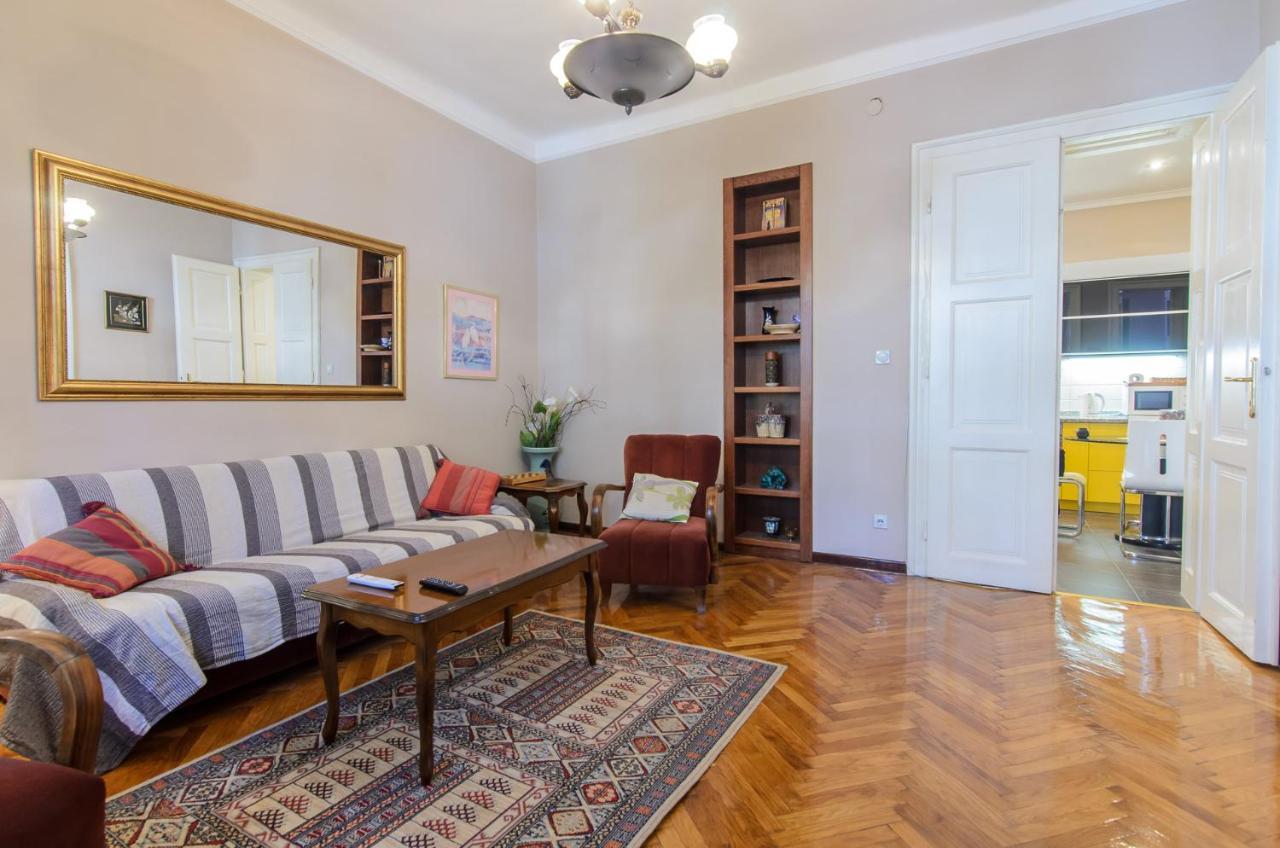 Apartment Greenview Белград Екстериор снимка