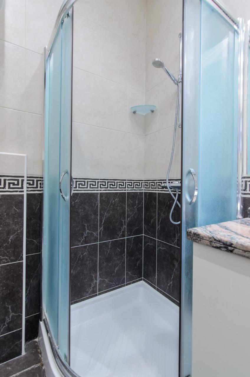 Apartment Greenview Белград Екстериор снимка